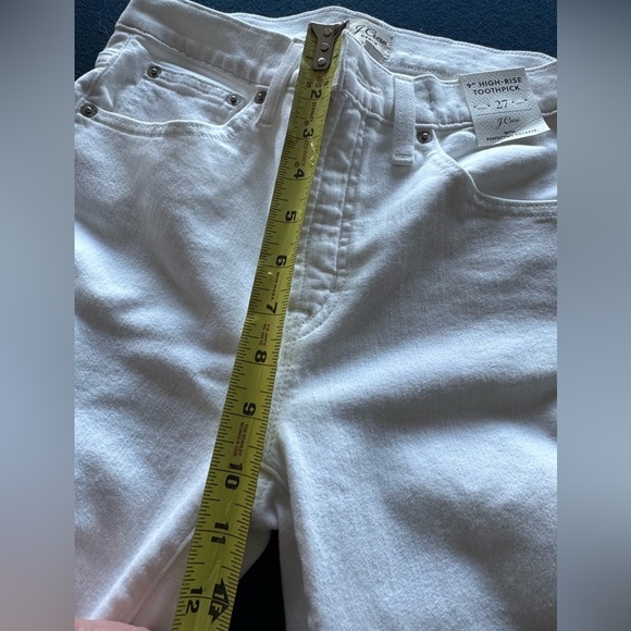 J.CREW “toothpick” in white with perfecting pockets! Some stretch, flattering 🤍 - Picture 8 of 10
